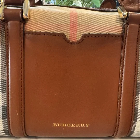 Burberry Classic Check Canvas Bag in Brown and Cream - Picture 4 of 9